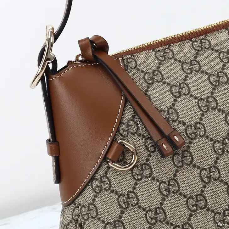 2409YA0027 Gucci Bags 0811